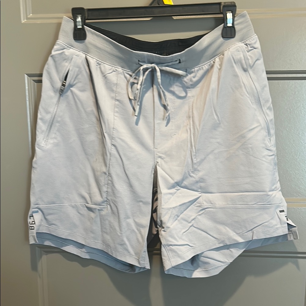 Men's Gray Shorts